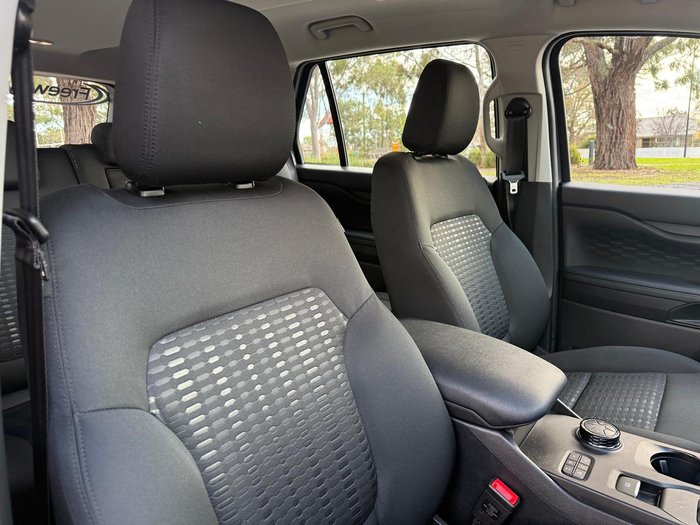 2024 Ford Everest Ambiente