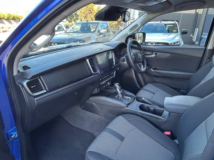 2025 Mazda BT-50 XTR