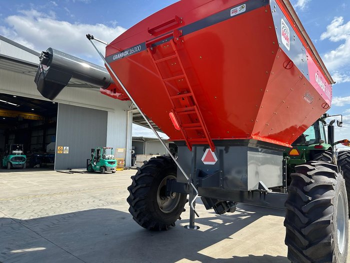 0 AGRIMEC Granbox Standard 16000 Chaser Bin New RED
