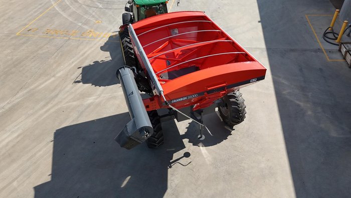 0 AGRIMEC Granbox Standard 16000 Chaser Bin New RED