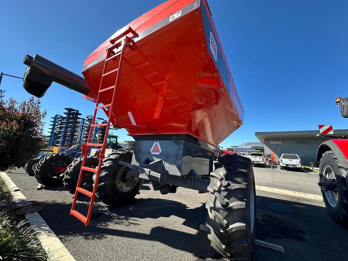 AGRIMEC Granbox Standard 16000 Chaser Bin New