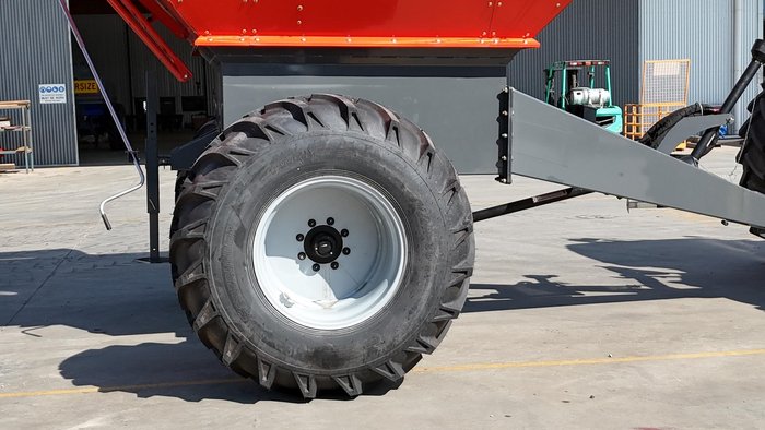 0 AGRIMEC Granbox Standard 16000 Chaser Bin New RED