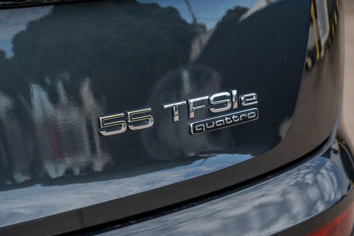 2024 Audi Q5 55 TFSI e S line