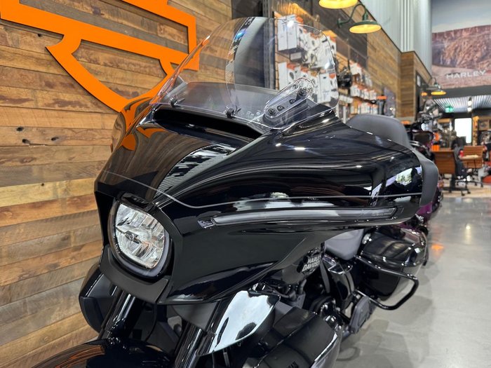 2025 Harley-Davidson Street Glide Ultra 117 (FLHXU) Touring Black