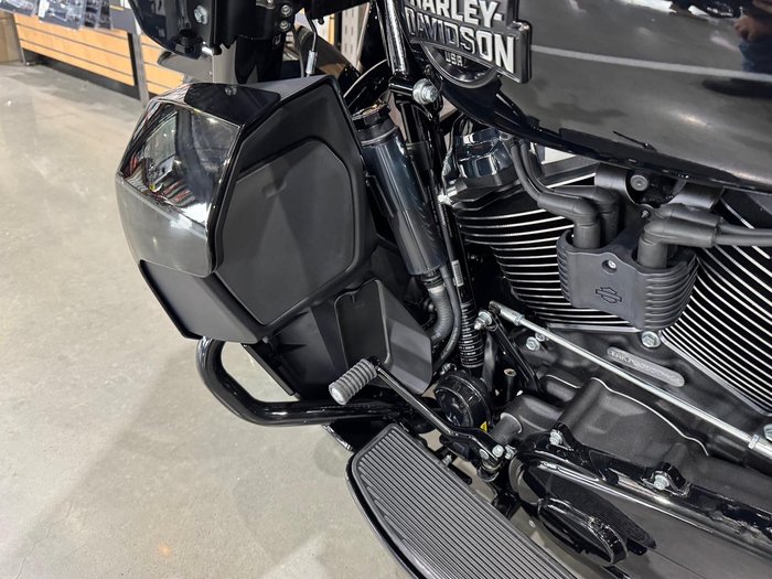 2025 Harley-Davidson Street Glide Ultra 117 (FLHXU) Touring Black