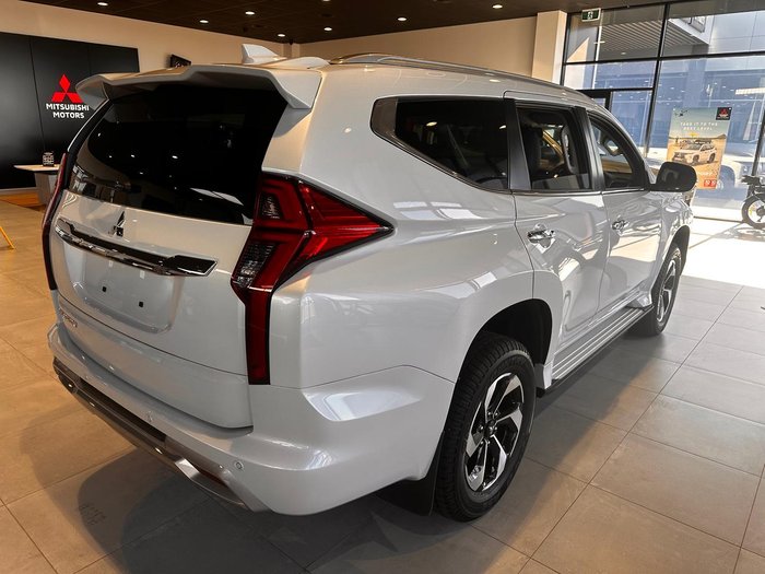 2024 Mitsubishi Pajero Sport Exceed