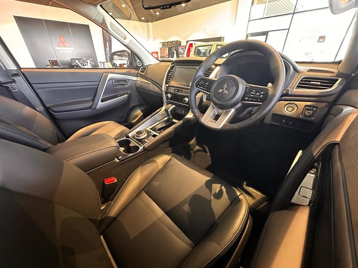 2024 Mitsubishi Pajero Sport Exceed