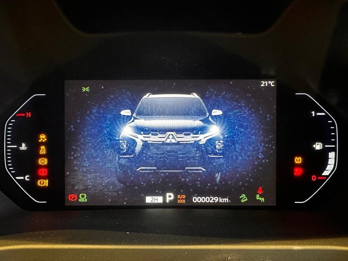 2024 Mitsubishi Pajero Sport Exceed