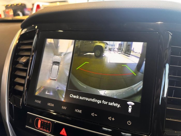 2024 Mitsubishi Pajero Sport Exceed