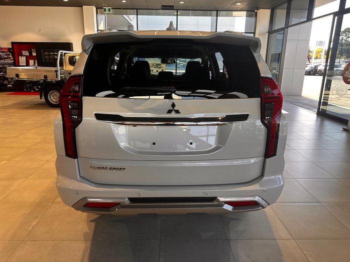 2024 Mitsubishi Pajero Sport Exceed