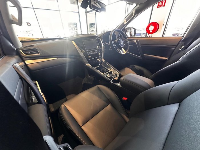 2024 Mitsubishi Pajero Sport Exceed