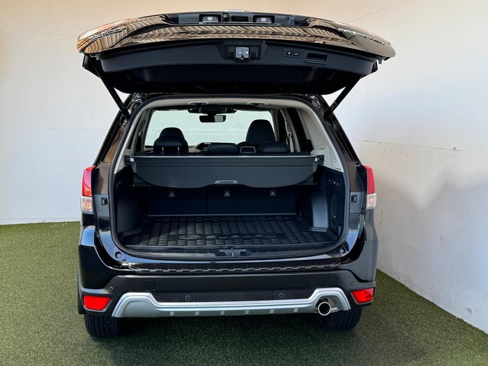 2023 Subaru Forester 2.5i-S