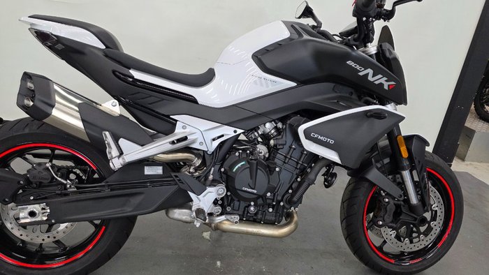 2024 CFMOTO NK SPORT NEBULA WHITE