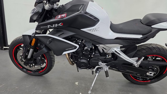 2024 CFMOTO NK SPORT NEBULA WHITE