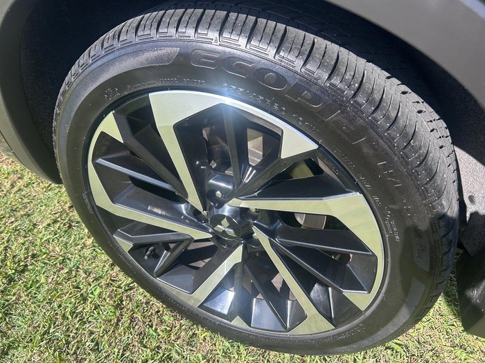 2022 Mitsubishi Outlander Exceed