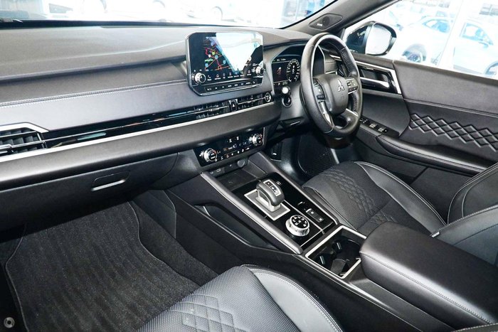 2024 Mitsubishi Outlander PHEV GSR