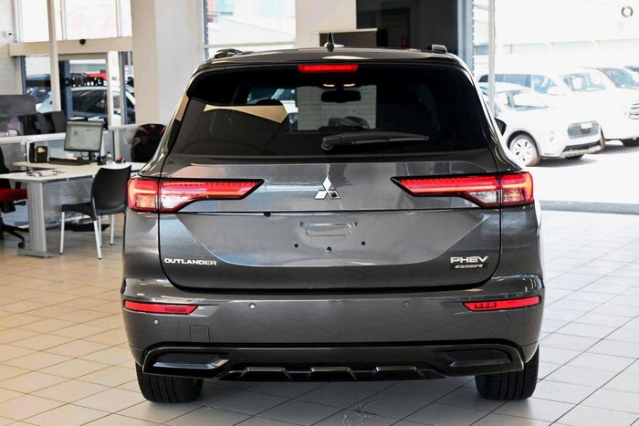 2024 Mitsubishi Outlander PHEV GSR