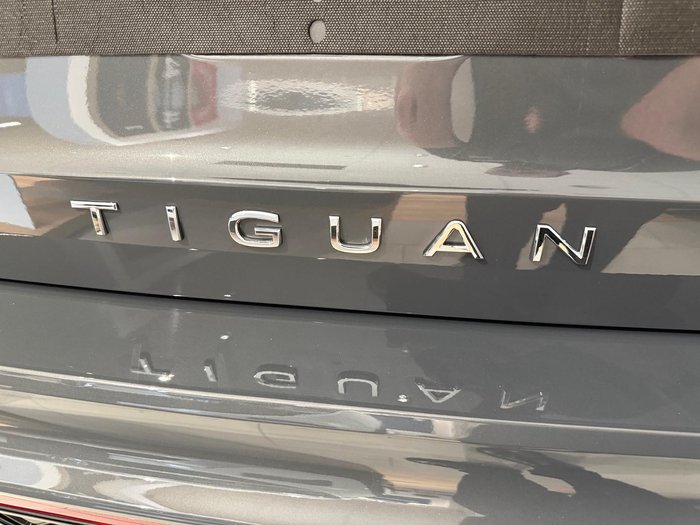 2025 Volkswagen Tiguan 150TSI R-Line