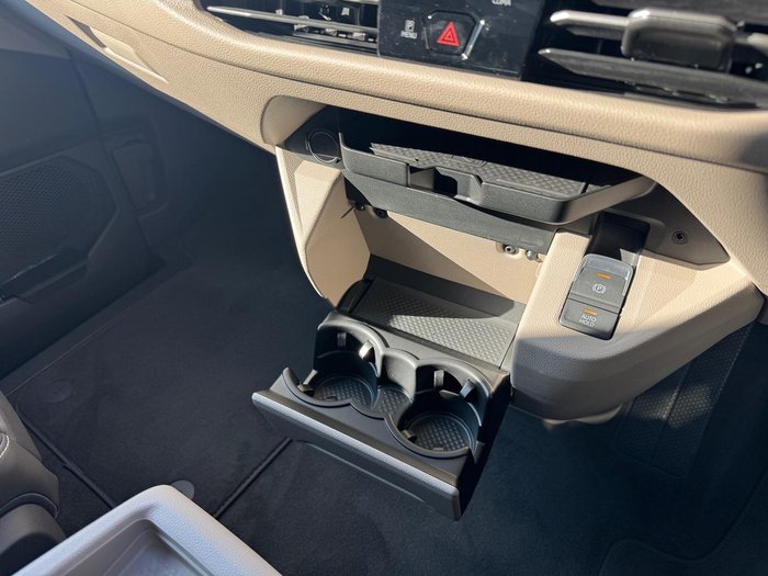 2025 Volkswagen Multivan TDI360 Life