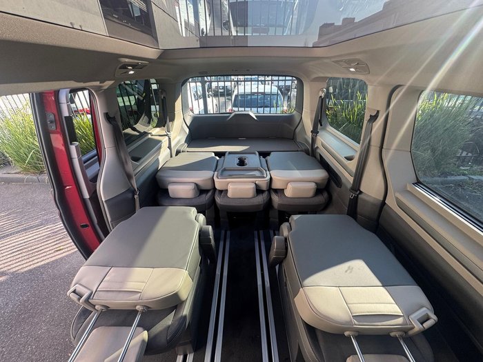 2025 Volkswagen Multivan TDI360 Life