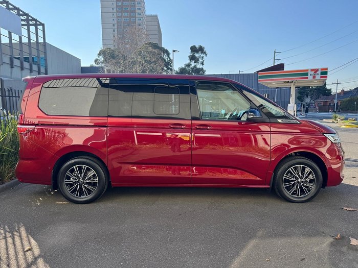 2025 Volkswagen Multivan TDI360 Life