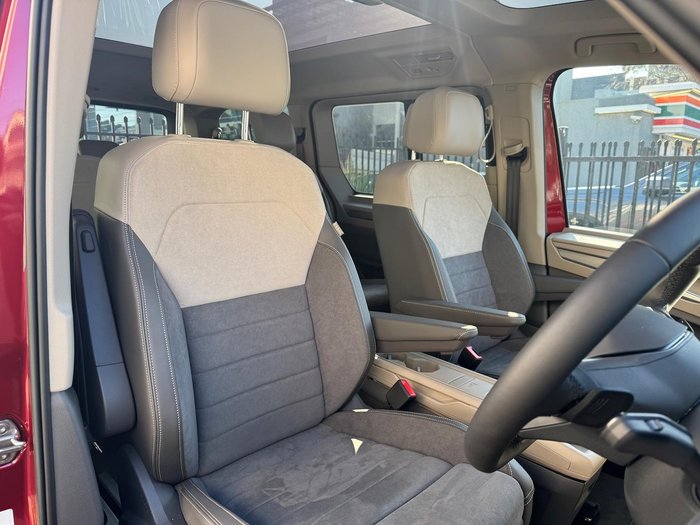 2025 Volkswagen Multivan TDI360 Life