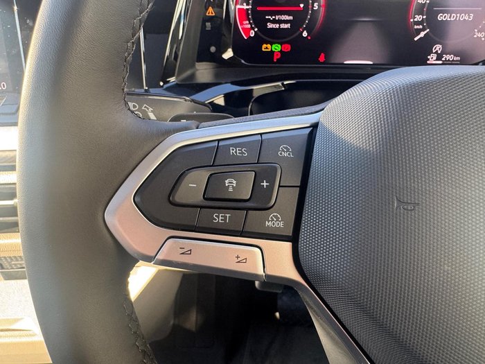 2025 Volkswagen Multivan TDI360 Life