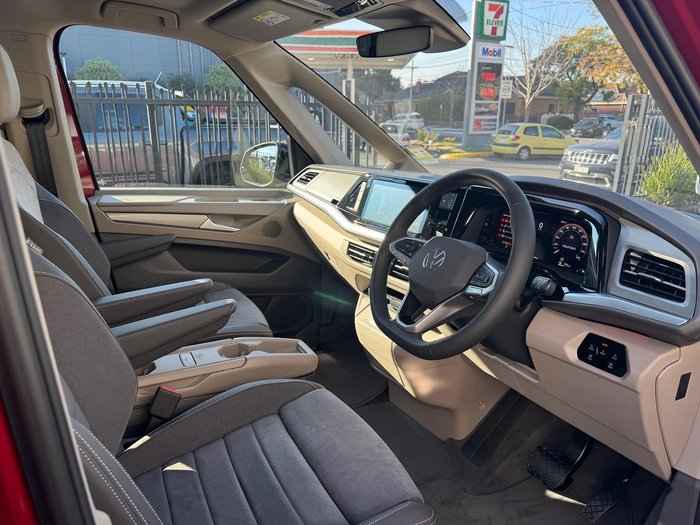 2025 Volkswagen Multivan TDI360 Life