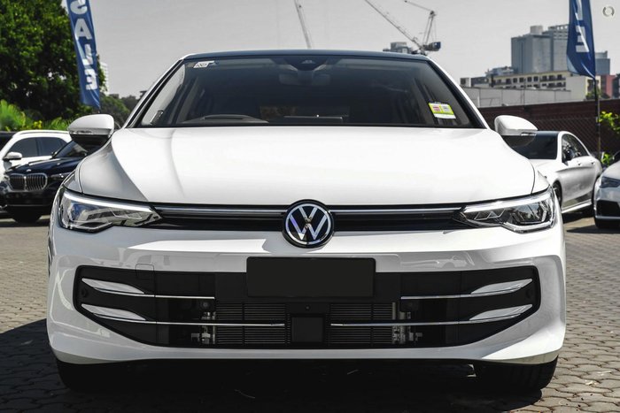 2025 Volkswagen Golf 110TSI Style 8.5 MY25 Pure White