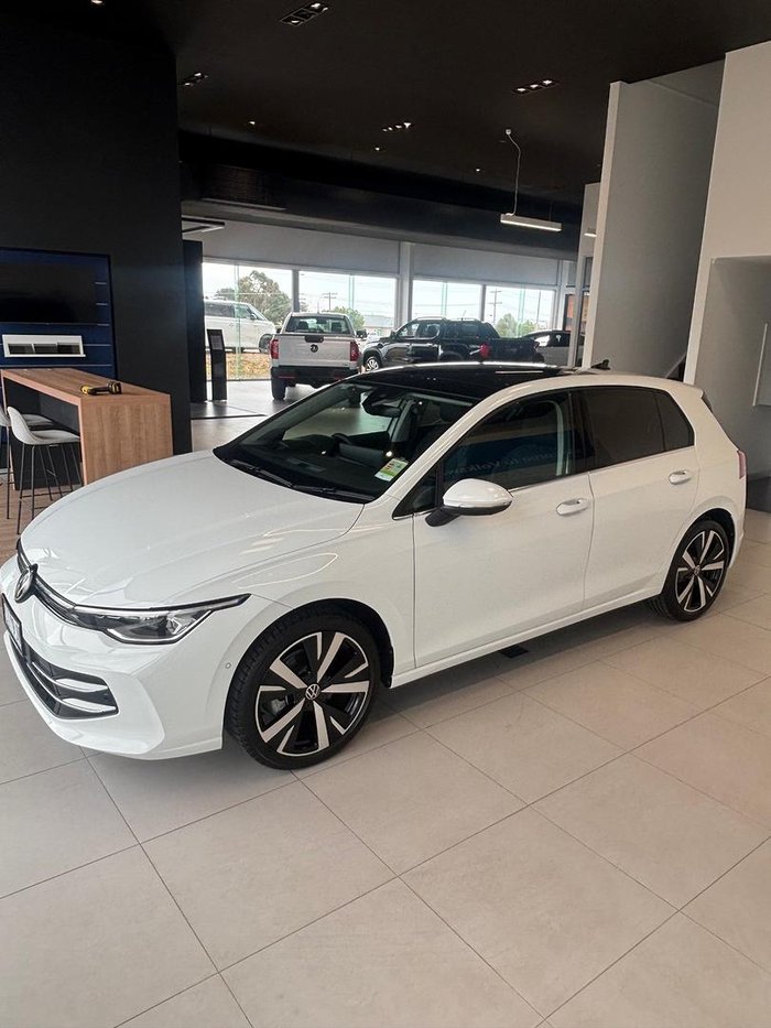 2025 Volkswagen Golf 110TSI Style 8.5 MY25 Pure White