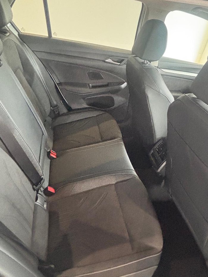 2025 Volkswagen Golf 110TSI Style 8.5 MY25 Pure White