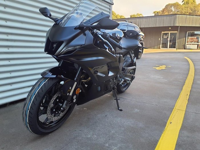 2025 Yamaha YZF-R7 LAMs YZF-R Black