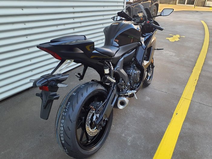 2025 Yamaha YZF-R7 LAMs YZF-R Black