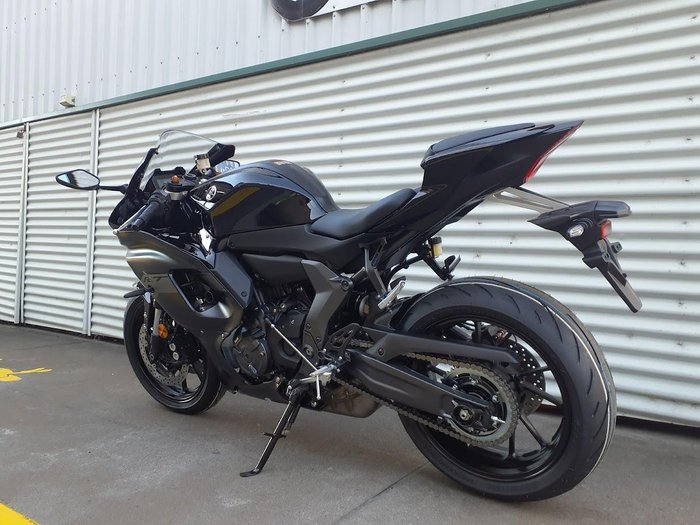 2025 Yamaha YZF-R7 LAMs YZF-R Black