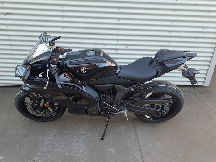 2025 Yamaha YZF-R7 LAMs YZF-R Black