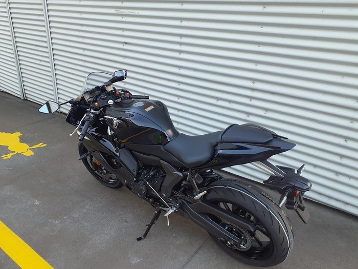 2025 Yamaha YZF-R7 LAMs YZF-R Black