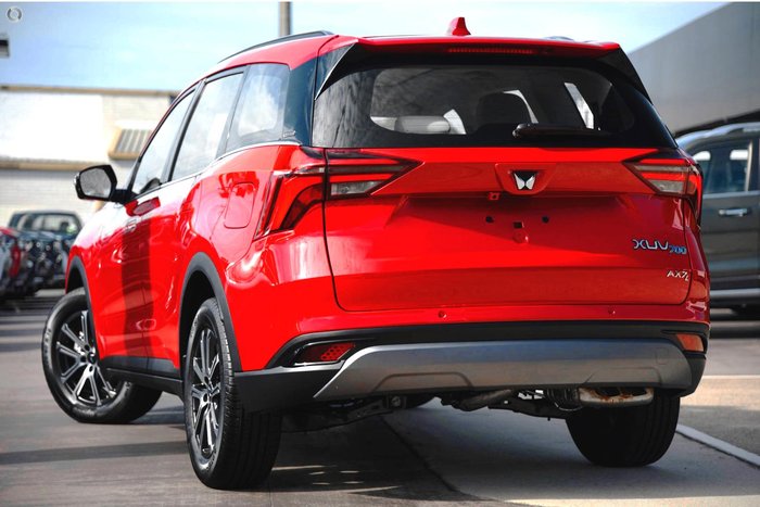 2025 Mahindra XUV700 AX7L