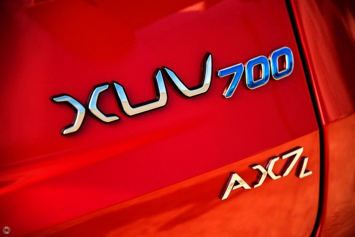2025 Mahindra XUV700 AX7L