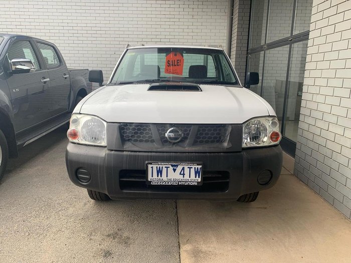 2012 Nissan Navara DX