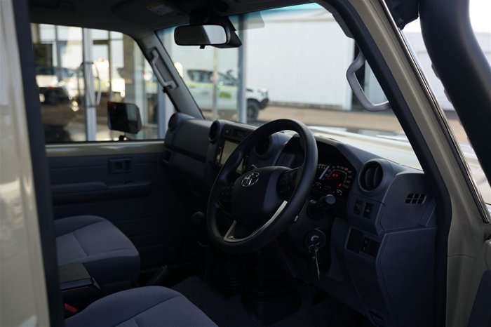 2025 Toyota LC Military LC70 4.5L Dsl Single Cab Chassis 5MT GXL