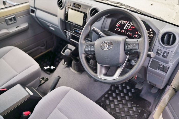2025 Toyota LC Military LC70 4.5L Dsl Single Cab Chassis 5MT GXL