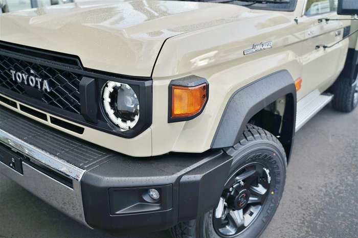 2025 Toyota LC Military LC70 4.5L Dsl Single Cab Chassis 5MT GXL