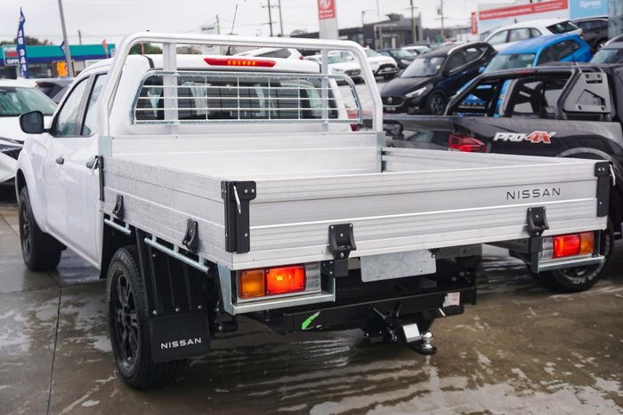 2024 Nissan Navara SL