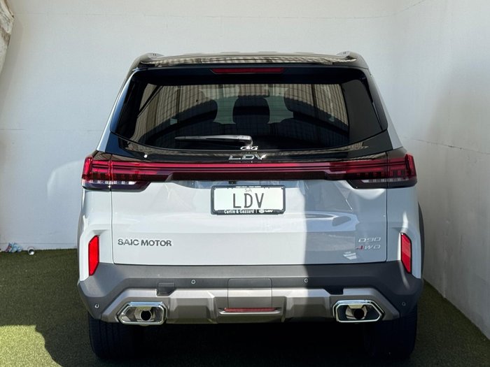 2025 LDV D90 Executive