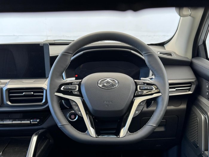 2025 LDV D90 Executive