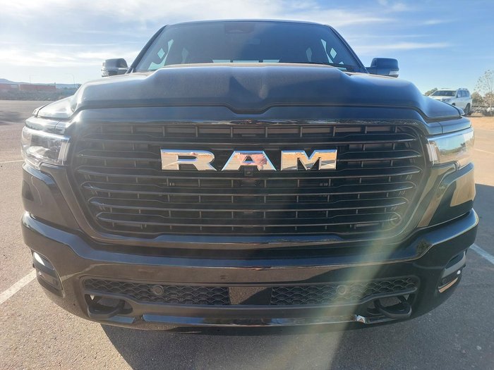 2025 RAM 1500 Laramie Sport Hurricane SO RamBox