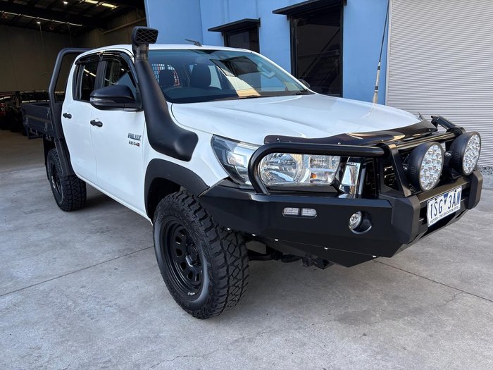 2019 Toyota Hilux SR