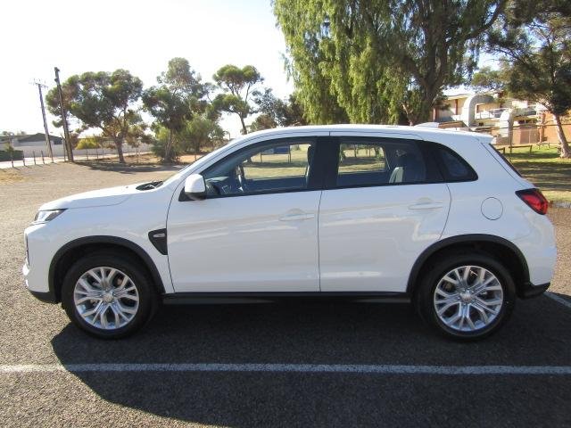 2024 Mitsubishi ASX ES