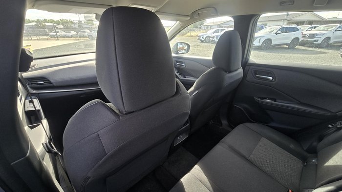 2025 Nissan QASHQAI ST-L