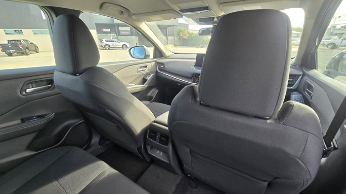 2025 Nissan QASHQAI ST-L